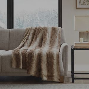 Madison Park Snoqualmie Faux TipDye Brushed Long Fur Throw in Tan